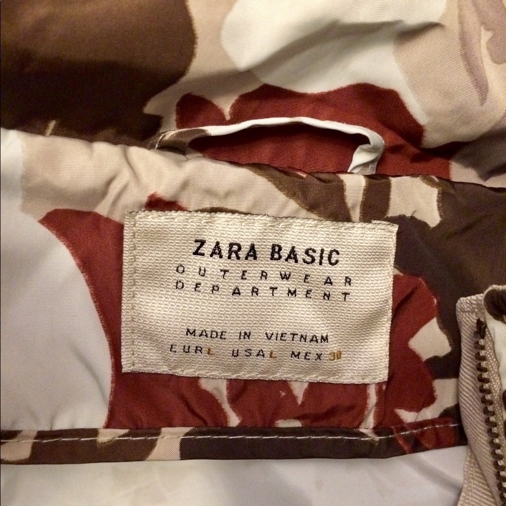 ZARA -  Hoodie Light Jacket